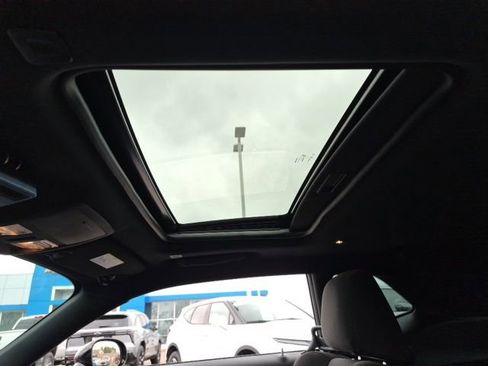 Used 2022 Dodge Challenger R/T Scat Pack image 3