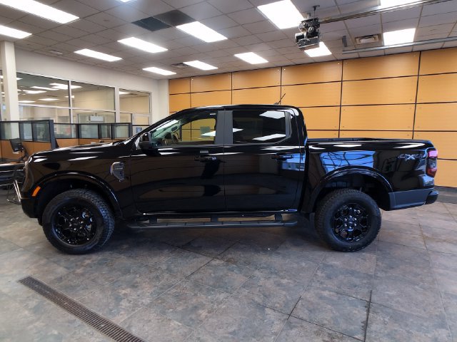 New 2026 Ford Ranger Lariat w/ Black Appearance Package AWD/4WD image 4