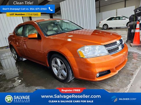 Used 2011 Dodge Avenger Lux image 5