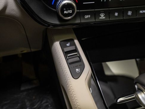 New 2025 Kia Telluride EX image 12