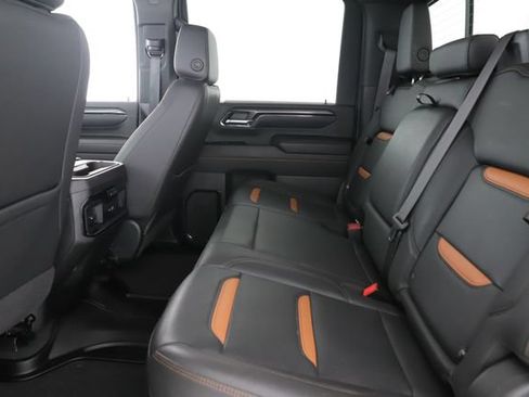 Used 2024 GMC Sierra 2500 AT4 w/ AT4 Premium Plus Package AWD/4WD image 30