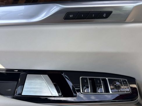 New 2026 Cadillac Escalade ESV Platinum Sport w/ LPO, Floor Liner Package AWD/4WD image 20