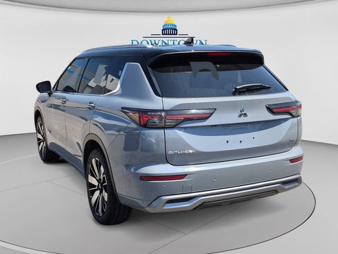 Used 2025 Mitsubishi Outlander SEL FWD image 5