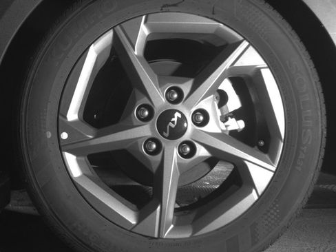 Used 2025 Kia K4 LXS image 14