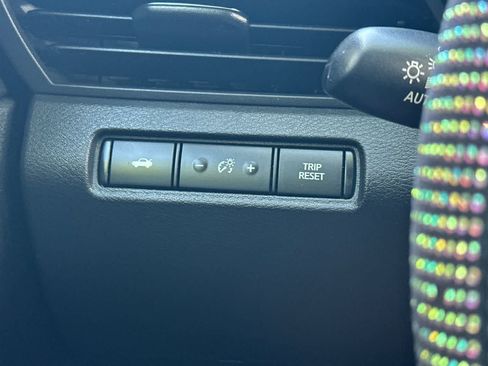 Certified 2022 Nissan Altima 2.5 SR FWD image 31