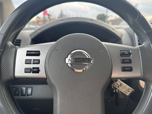 Used 2017 Nissan Frontier SV image 22