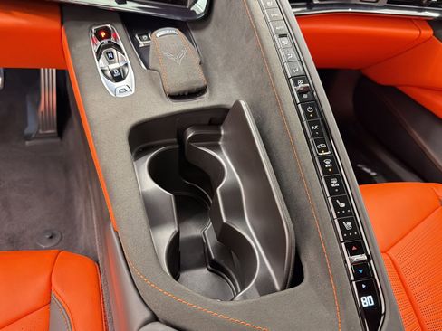 Used 2025 Chevrolet Corvette Stingray Premium Conv w/ Stealth Interior Trim Package RWD image 27