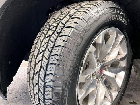 Used 2022 GMC Sierra 1500 SLT w/ SLT Premium Package image 33