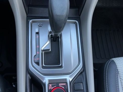 Used 2019 Subaru Forester Premium image 16
