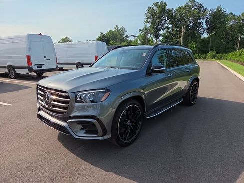 New 2026 Mercedes-Benz GLS 450 4MATIC image 7