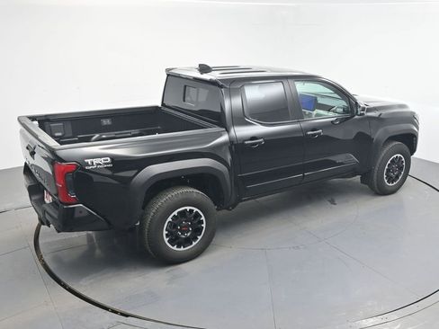 Used 2024 Toyota Tacoma TRD Off-Road w/ TRD Off Road Upgrade Package image 5