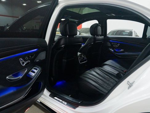 Used 2018 Mercedes-Benz S 63 AMG 4MATIC Sedan image 24