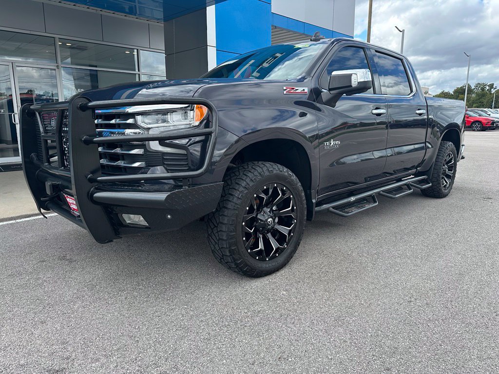 Used 2022 Chevrolet Silverado 1500 LTZ AWD/4WD image 1