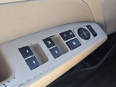 Used 2020 Hyundai Elantra Value Edition image 28