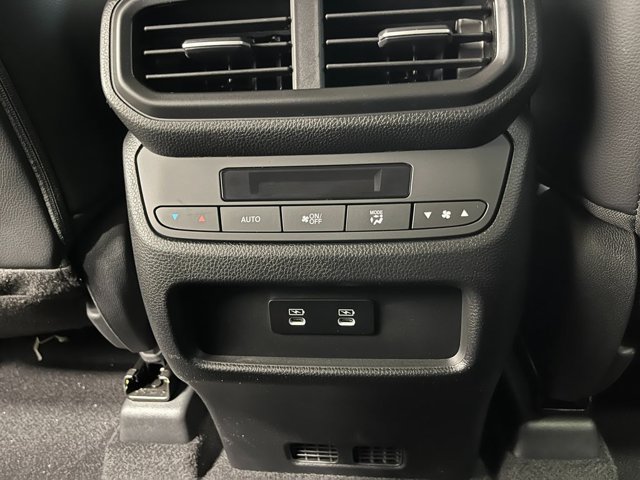 New 2026 Honda Pilot Touring image 23