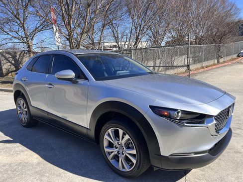 Used 2020 MAZDA CX-30 FWD w/ Select Package image 7