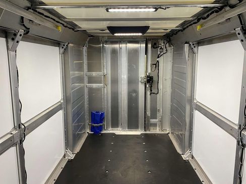 Used 2023 Chevrolet Brightdrop 600 w/ Active Safety Package 2 image 11