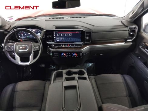 Used 2023 GMC Sierra 1500 SLE image 33