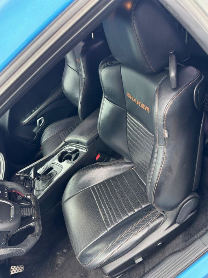 Used 2015 Dodge Challenger R/T Plus RWD image 4