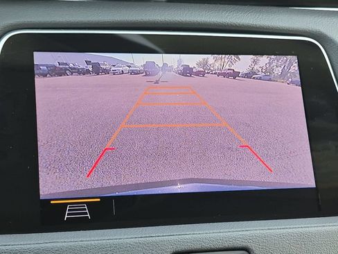 Used 2019 Cadillac XT4 Luxury w/ Cold Weather Package FWD image 14