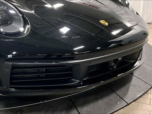 Used 2024 Porsche 911 Carrera image 32