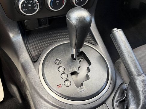 Used 2013 MAZDA MX-5 Miata Sport RWD image 17