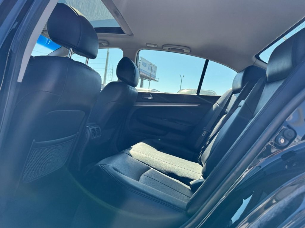 Used 2015 INFINITI Q40 AWD w/ Moonroof Package image 10