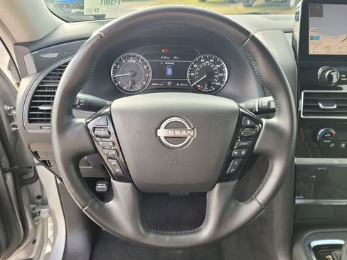 Used 2023 Nissan Armada S AWD/4WD image 18