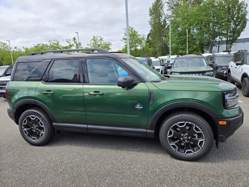 New 2025 Ford Bronco Sport Outer Banks w/ Outer Banks Tech Package+ AWD/4WD image 4