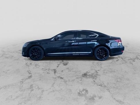 Used 2013 Lexus LS 460 AWD w/ Comfort Pkg image 6