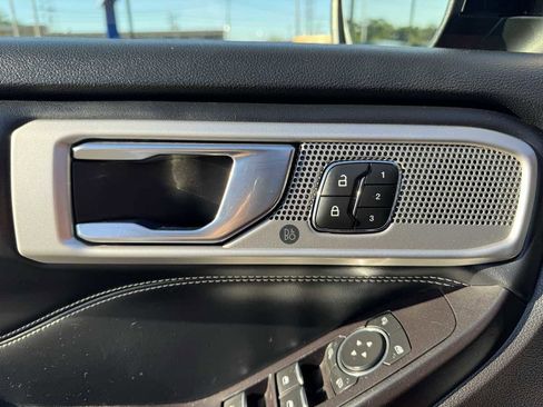 Used 2020 Ford Explorer ST w/ ST High-Performance Pack AWD/4WD image 30