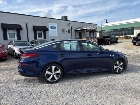 Used 2019 Kia Optima S w/ S Panoramic Sunroof Package image 10