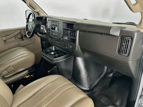 Used 2023 Chevrolet Express 2500 w/ Driver Convenience Package RWD image 29