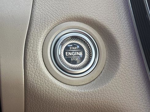 Used 2022 Mercedes-Benz GLC 300 GLC 300 image 24