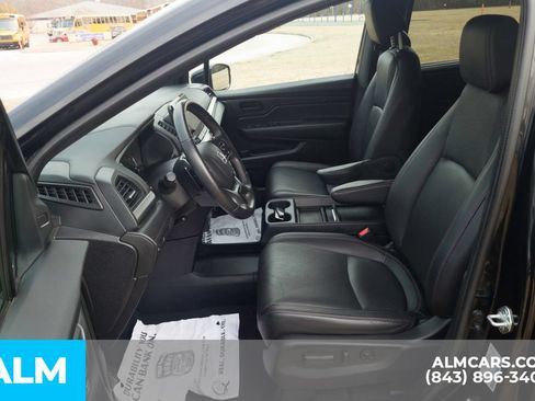 Used 2023 Honda Odyssey Sport image 16