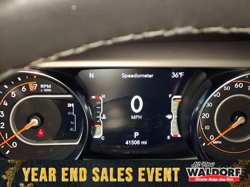 Used 2022 Jeep Gladiator Willys image 20