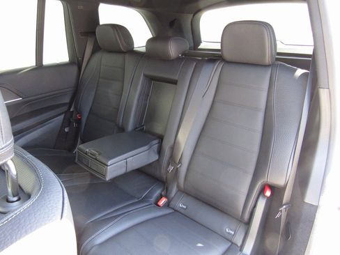 New 2025 Mercedes-Benz GLS 450 4MATIC image 15