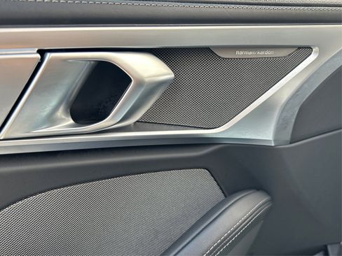 Used 2025 BMW M850i xDrive Coupe image 35