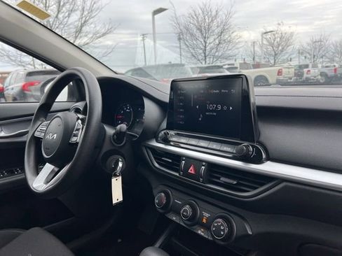 Certified 2024 Kia Forte LXS image 30