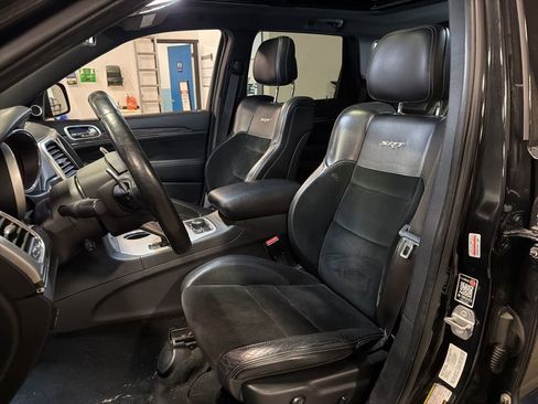 Used 2014 Jeep Grand Cherokee SRT8 w/ Luxury Group II image 12