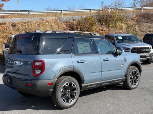 New 2025 Ford Bronco Sport Outer Banks w/ Outer Banks Tech Package+ image 6