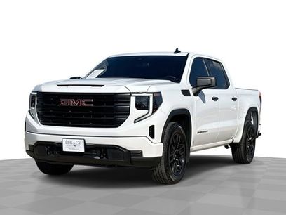Used 2024 GMC Sierra 1500 Pro w/ Graphite Edition
