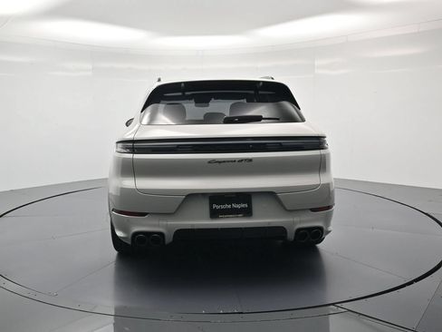 Certified 2026 Porsche Cayenne GTS AWD/4WD image 47