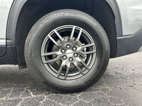 Used 2025 GMC Acadia Elevation image 20