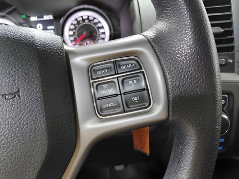 Used 2023 RAM 1500 Classic SLT w/ Protection Group AWD/4WD image 31