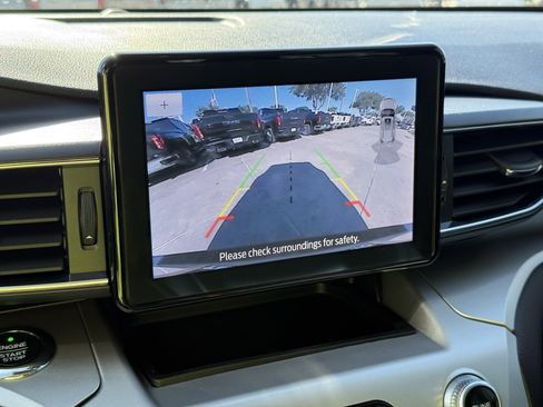 Used 2021 Ford Explorer XLT w/ Equipment Group 202A image 21