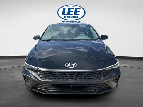 New 2026 Hyundai Elantra Sport FWD image 8