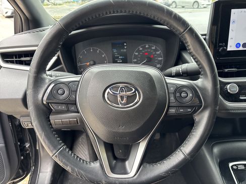 Certified 2025 Toyota Corolla SE FWD image 21