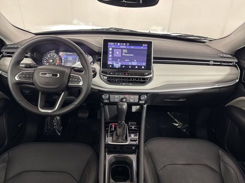 Used 2022 Jeep Compass Limited w/ Sun and Sound Group image 15