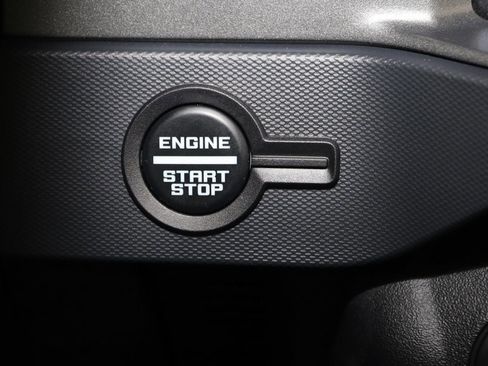 Used 2024 Ford Bronco Badlands image 32